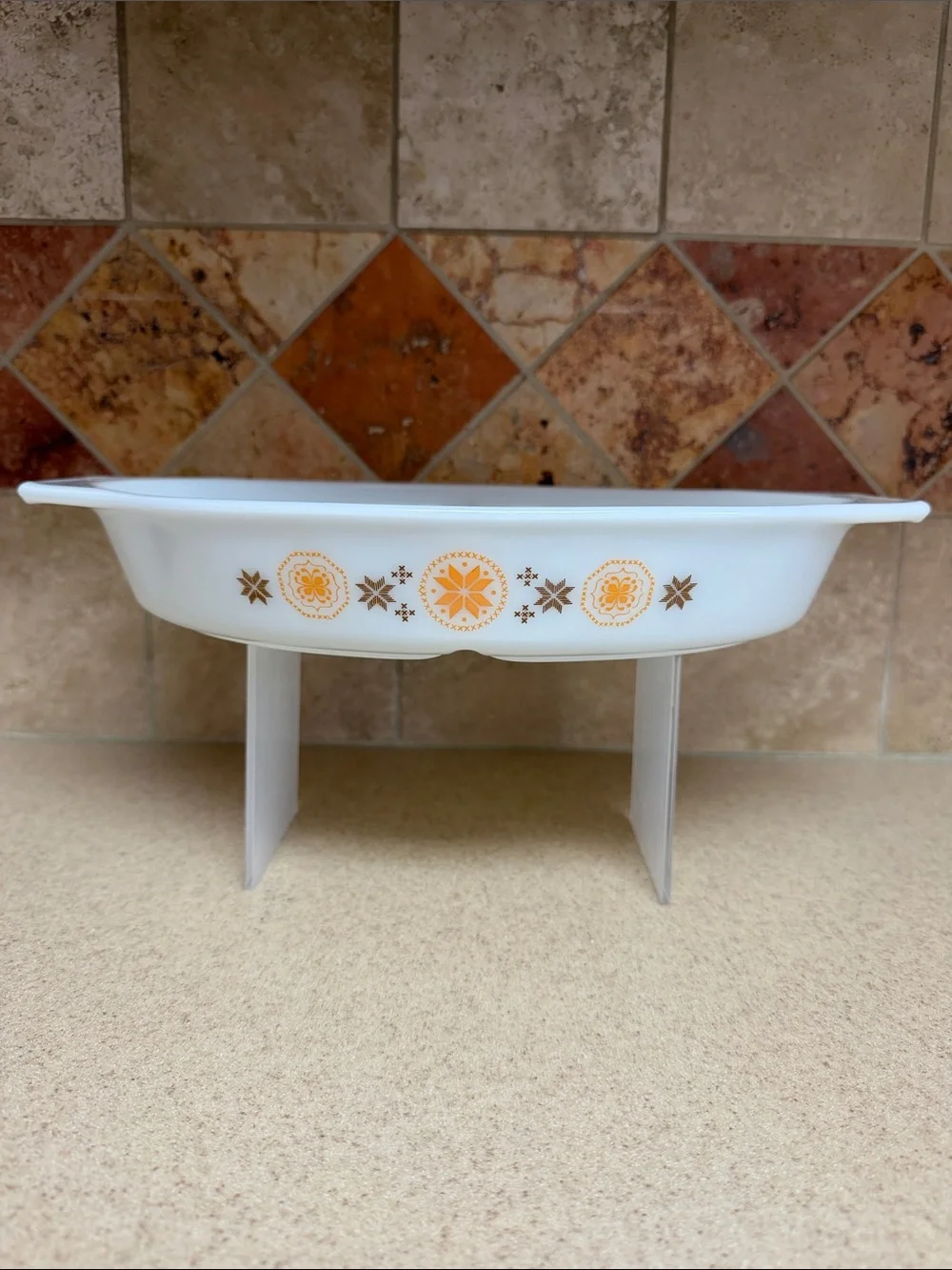 Pyrex Town & Country 1 1/2 Quart Divided Dish & 1 1/2 Quart Casserole 043